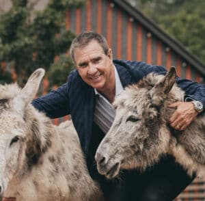 Foto: Ralph Anstoetz und zwei Esel