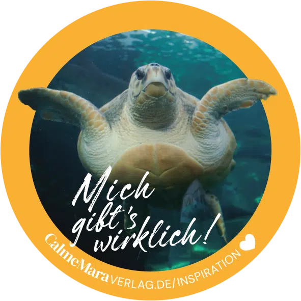 Sticker mit einem Foto von der Meeresschildkröte Yoshi und der Aufschrift: Mich gibt es wirklich!
