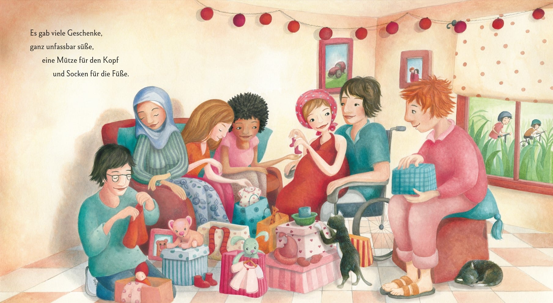 Innenseite " Endlich bist du da ": Bild: ein Familie mit Geschenken für ein kommendes Baby; Text: Es gab viele Geschenke, ganz unfassbar süße, eine Mütze für den Kopf und Socken für die Füße.