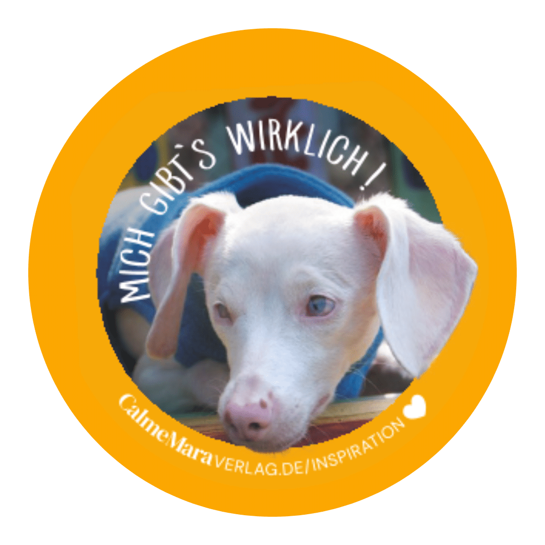 Sticker mit einem Foto von dem echten Hund auf dem die Geschichte des Buchs 